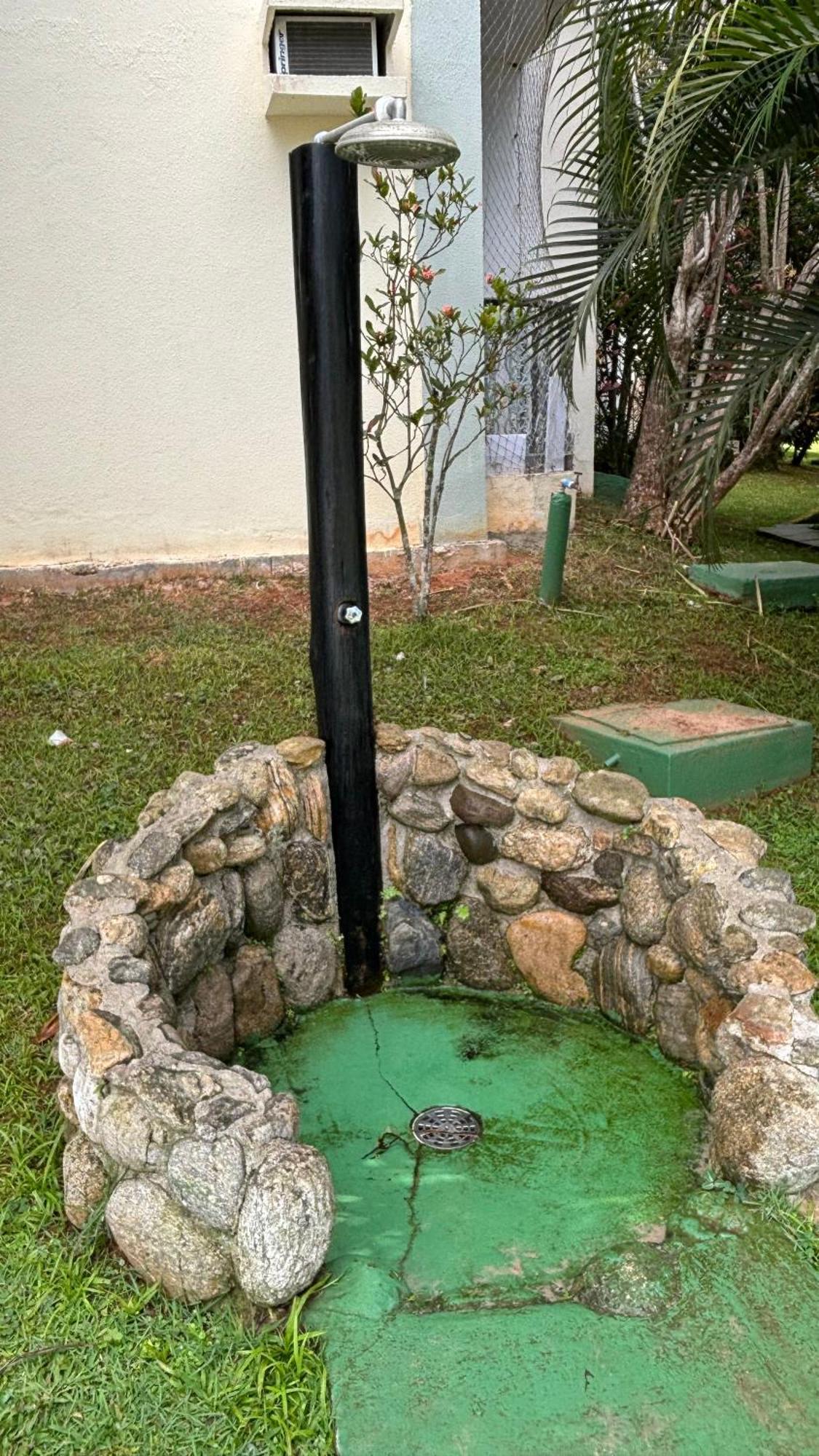 Condominio Com Muita Diversao Toninhas 우바투바 외부 사진